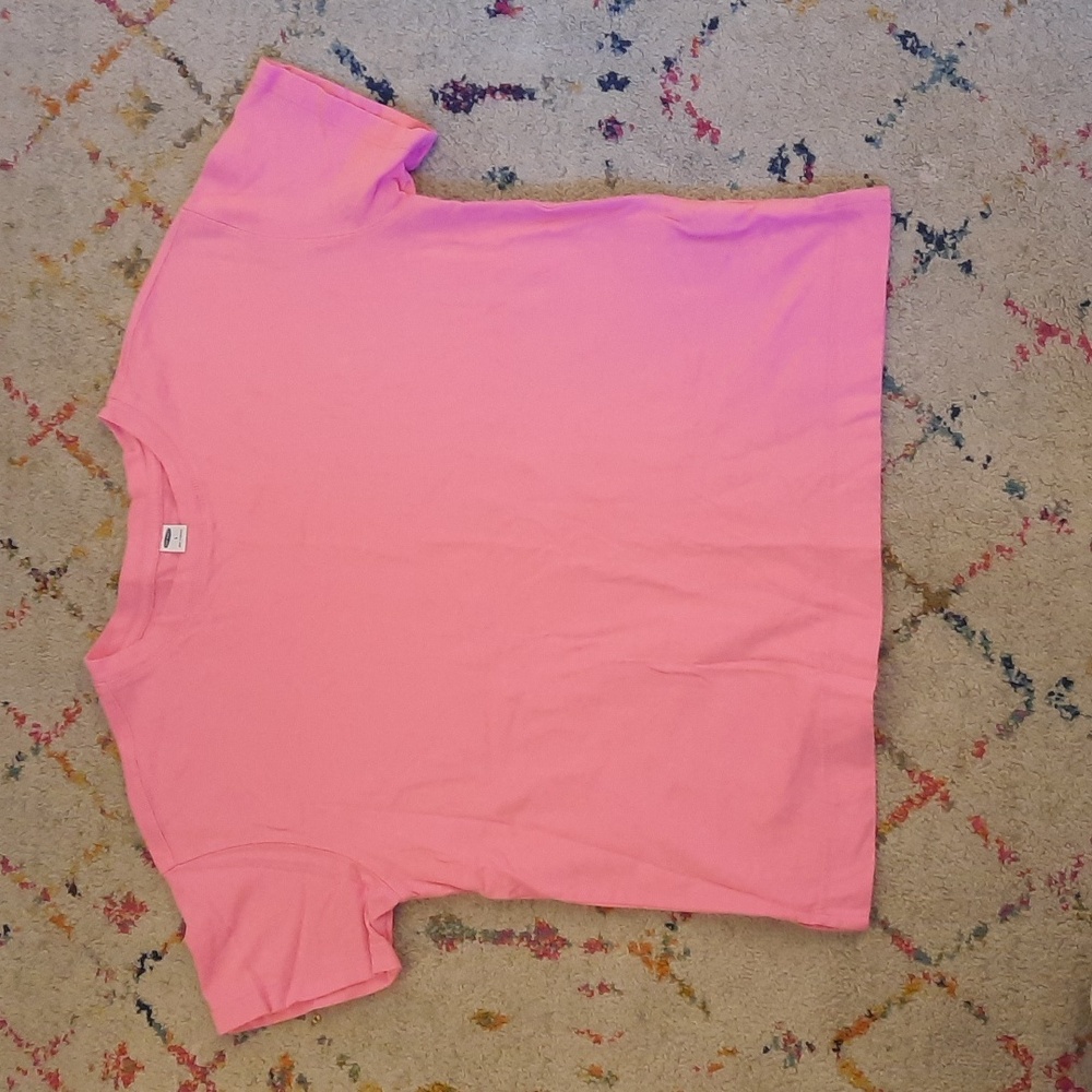Old Navy pink perfect vintage tee size small
